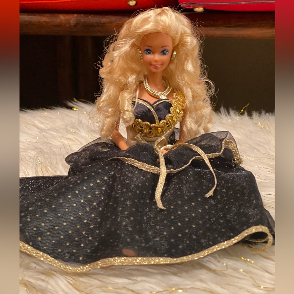 Mattel Barbie Doll - Picture 7 of 8